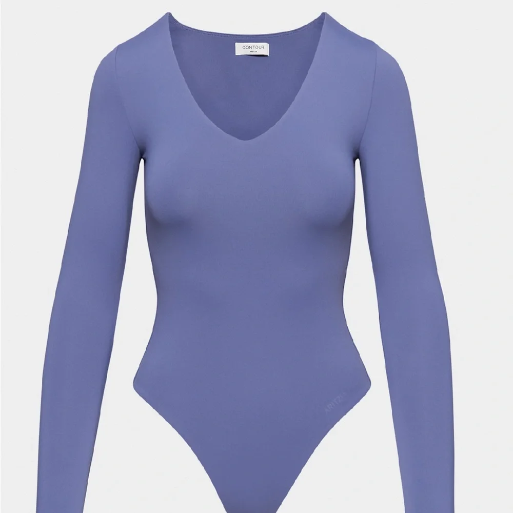 Aritzia contour Women's Bodysuit - Picture 1 of 1